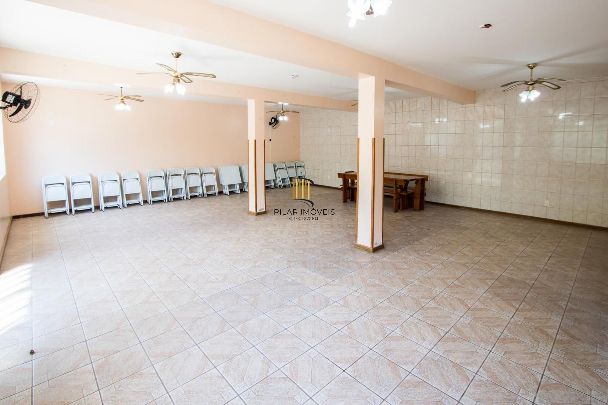 Apartamento de 2 Dormitórios na Cel Massot, Bairro Cristal