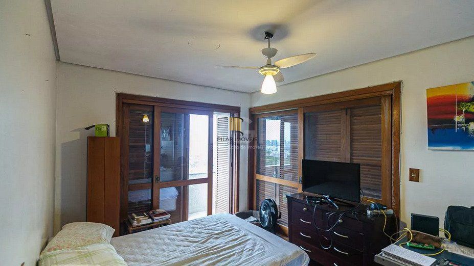 Cobertura para Venda - 207m², 3 dormitórios, sendo 1 suites, 2 vagas - Santa Tereza