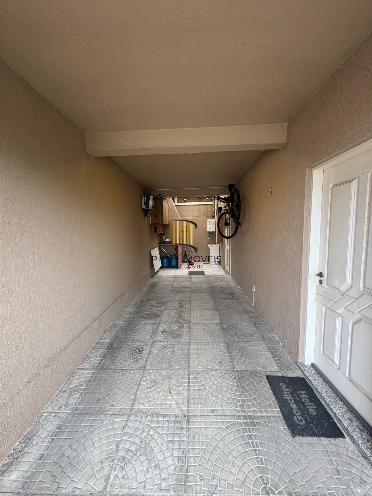 Casa com piscina no Jardim Itu!