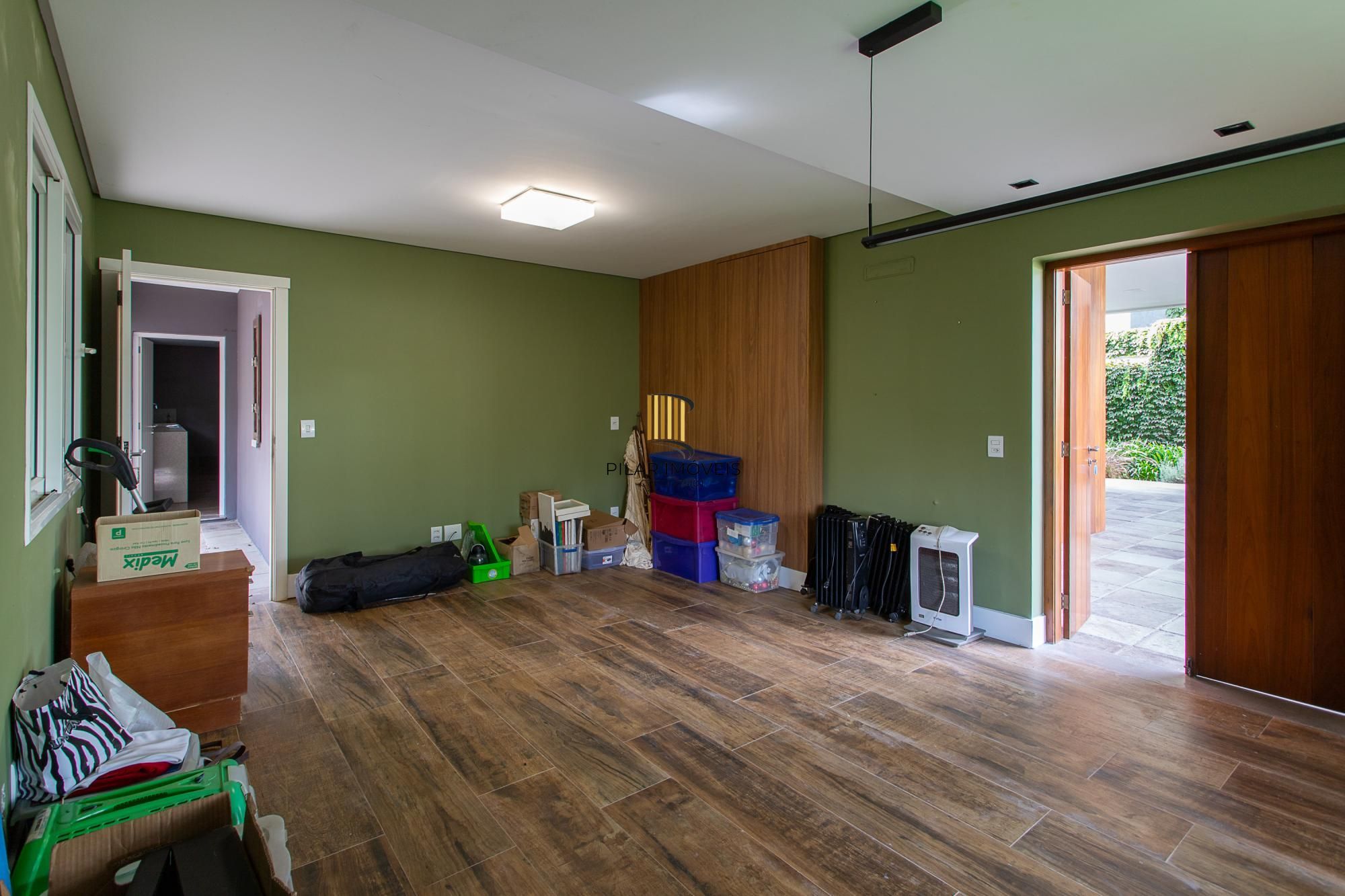 Casa de Condomínio 4 dormitórios no bairro Terraville