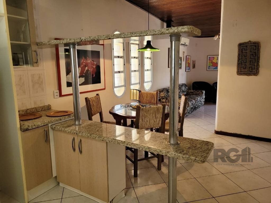 Casa 3 dormitórios no bairro Atlântida