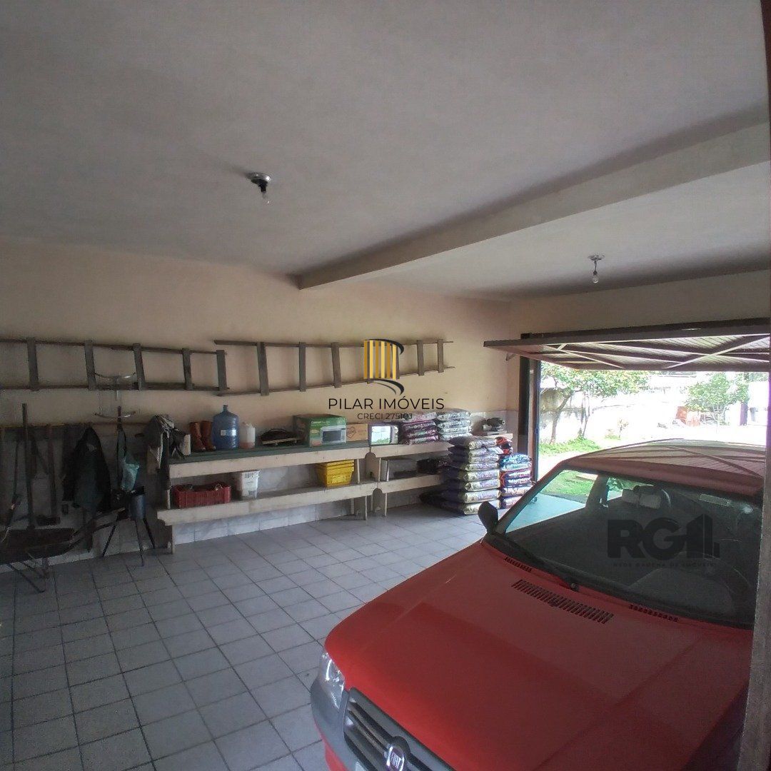 Casa 4 dormitórios no bairro Restinga