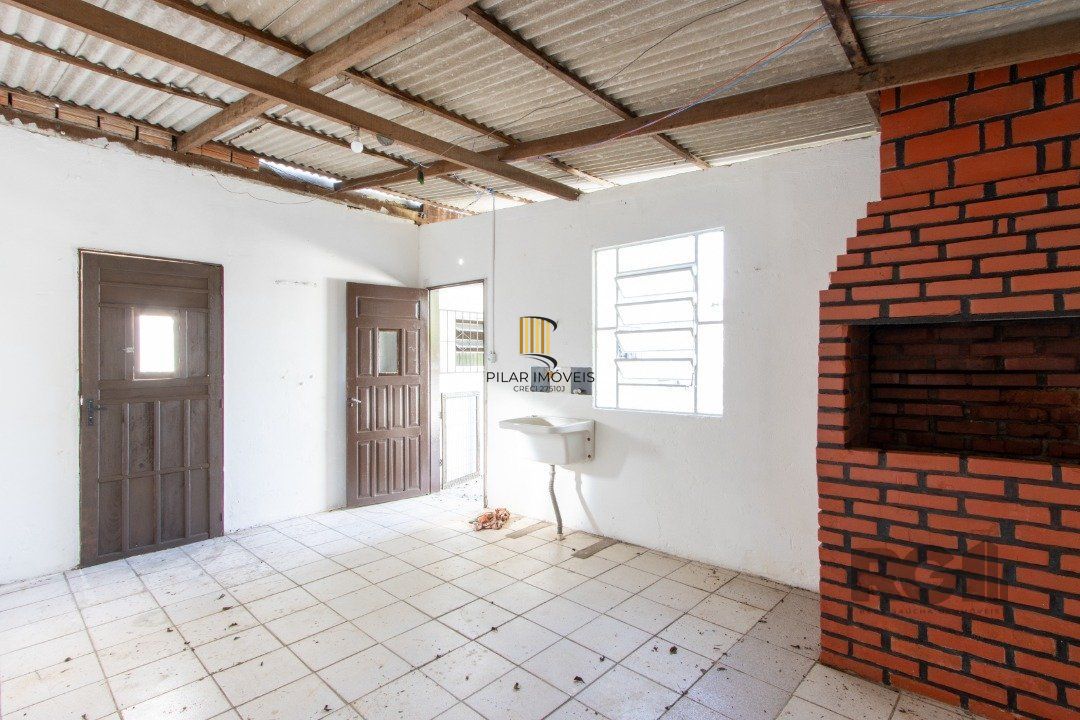 Casa para Venda - 200m², 3 dormitórios, 2 vagas - Cavalhada