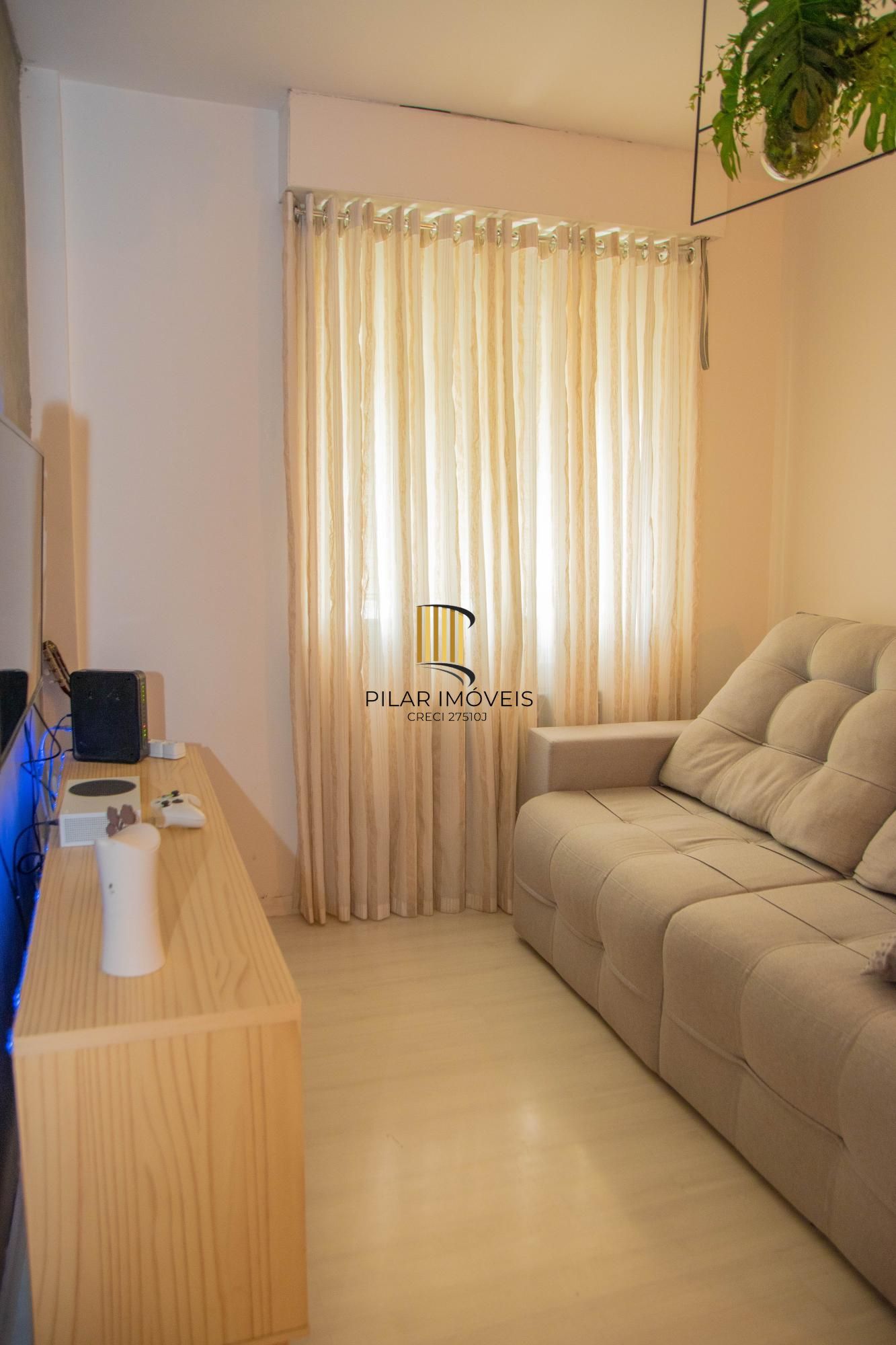 Apartamento 1 quarto, reformado, 35m² privativos - Bairro Camaquã