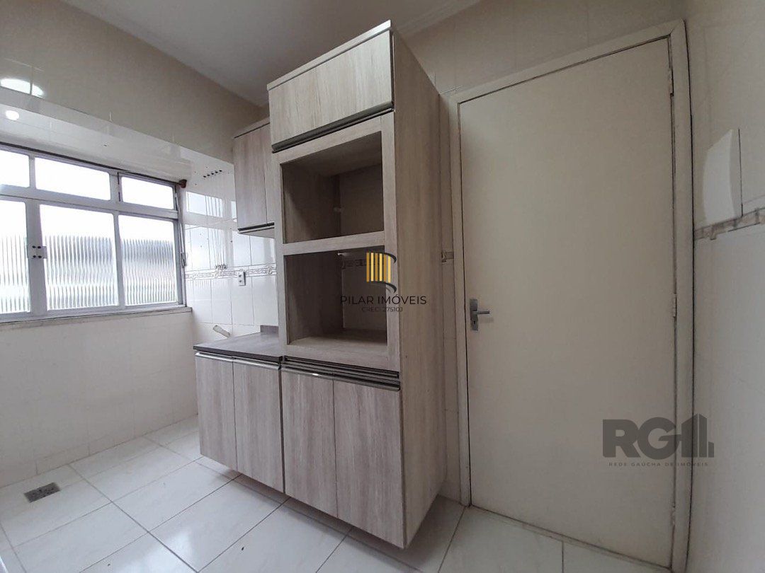 Apartamento para venda - 2 quartos, 66m2, semimobiliado, vaga coberta