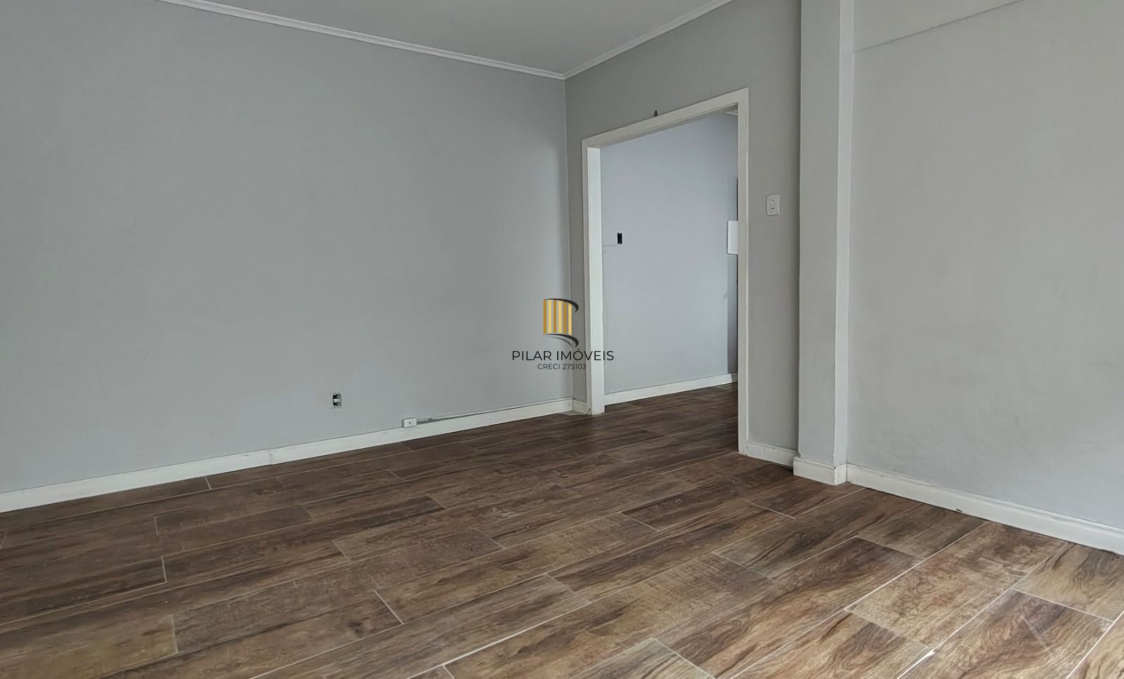 Apartamento de 3 dormitórios, 2 banheiros no Centro Histórico.