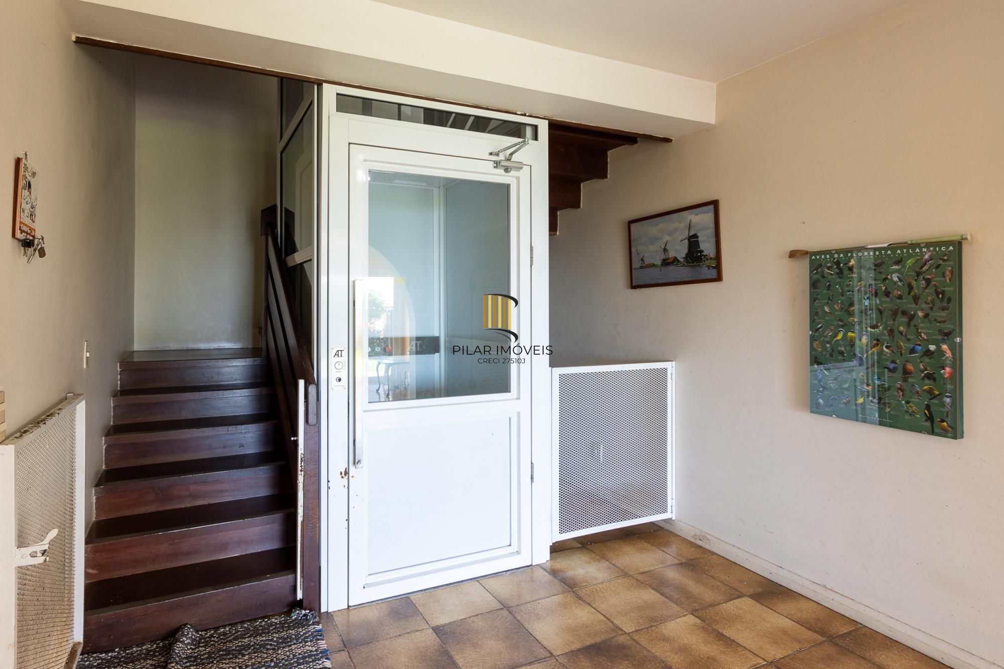 Residência em endereço nobre na Vila Assunção, com vista privilegiada para o Guaíba e clubes náuticos!