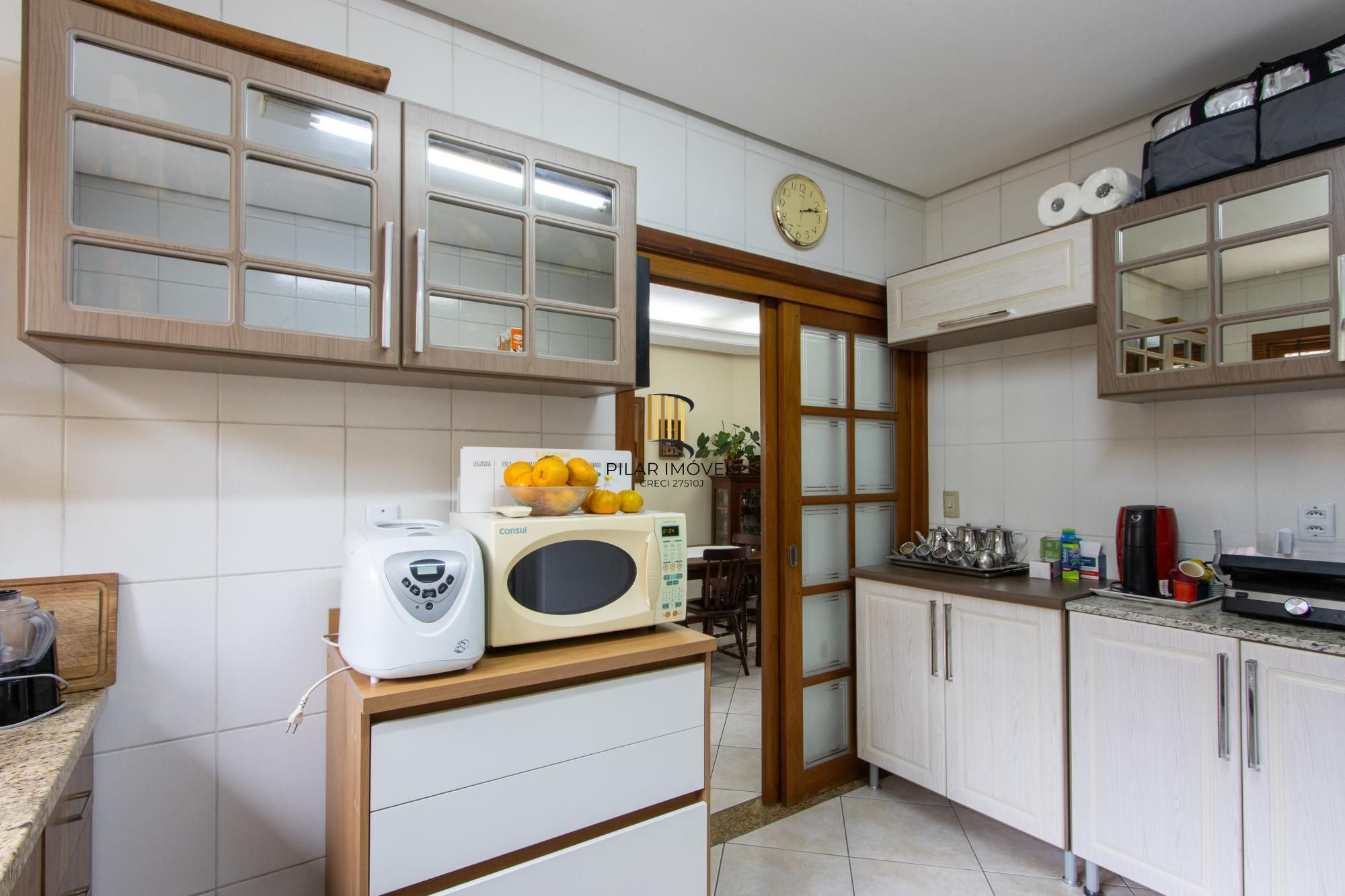 Casa 3 dormitórios no bairro Ipanema