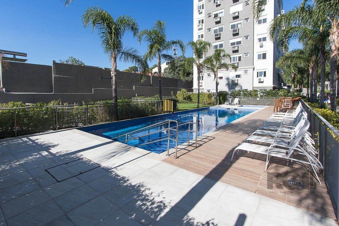 Apartamento 2 dormitórios no bairro Glória