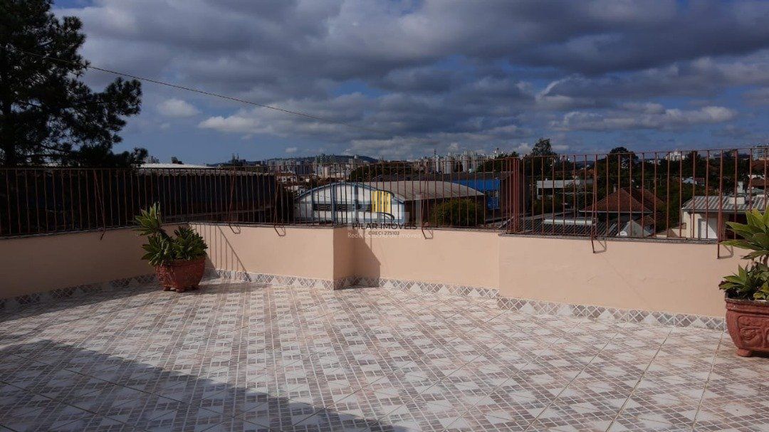 Cobertura para Venda - 182m², 4 dormitórios, sendo 1 suites, 2 vagas - São João