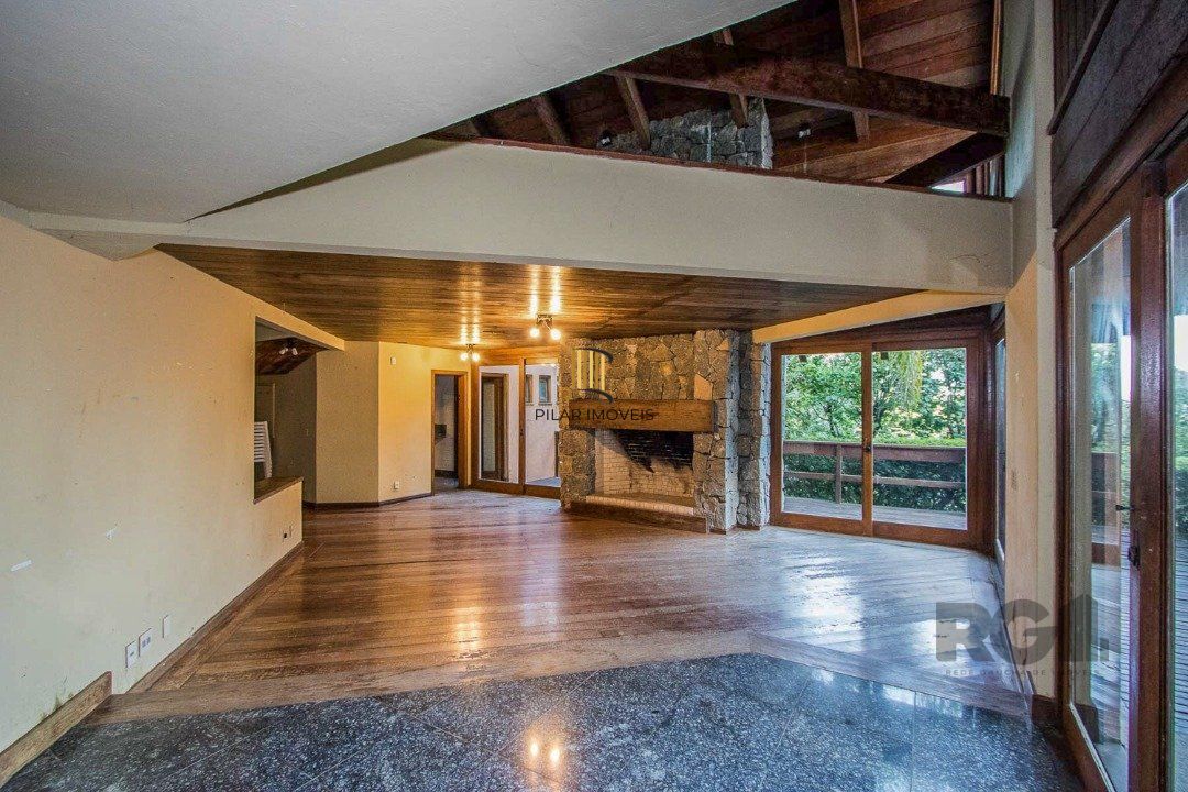 BELÍSSIMA CASA NO SÉTIMO CÉU