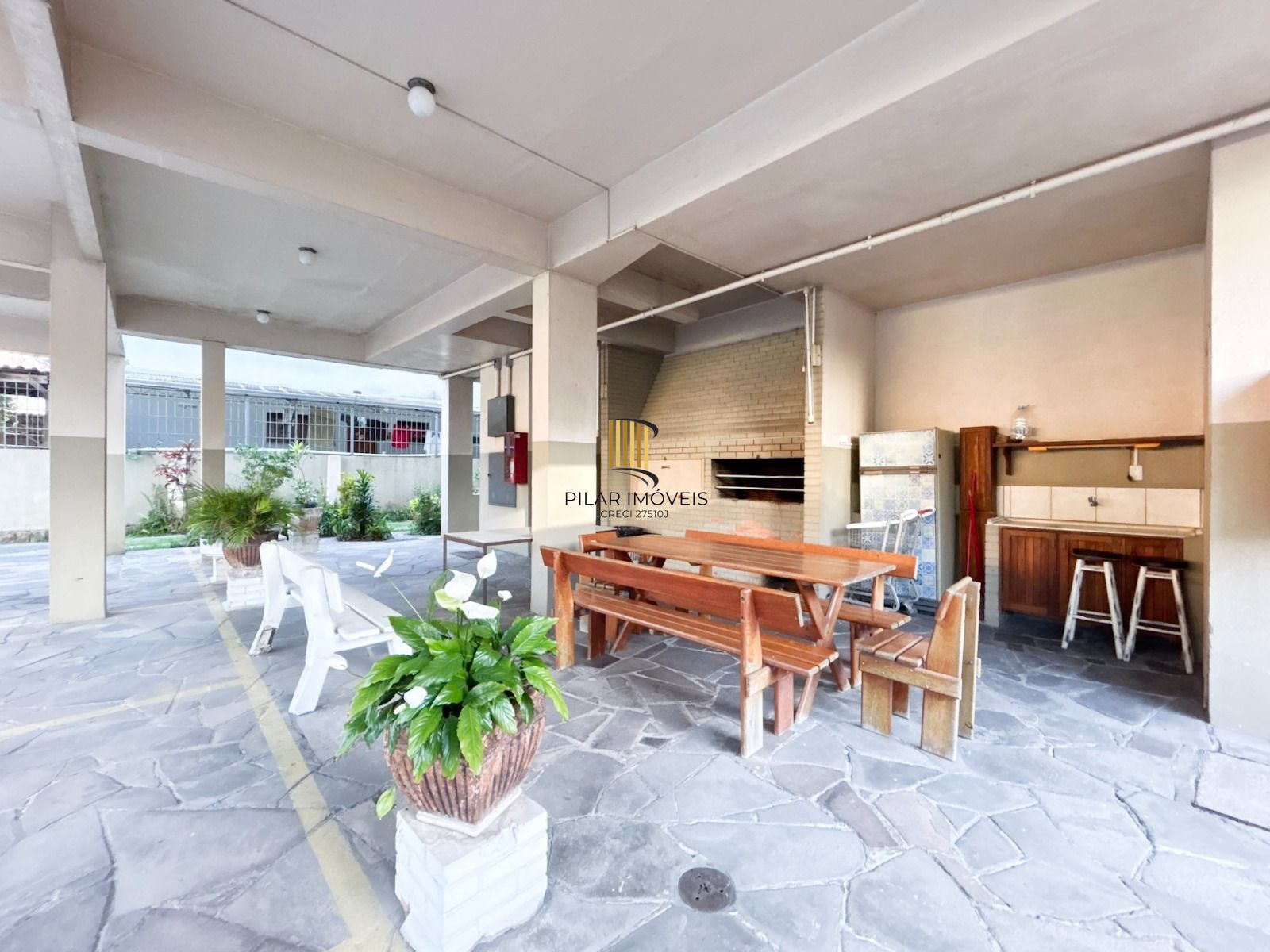 Apartamento 1 dormitório com vaga de garagem no Cristal