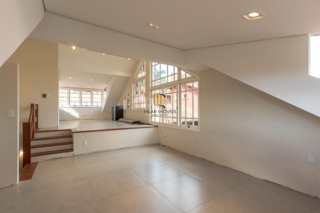 Casa Condominio para Venda - 210.69m², 3 dormitórios, sendo 2 suites, 4 vagas - Jardim Isabel