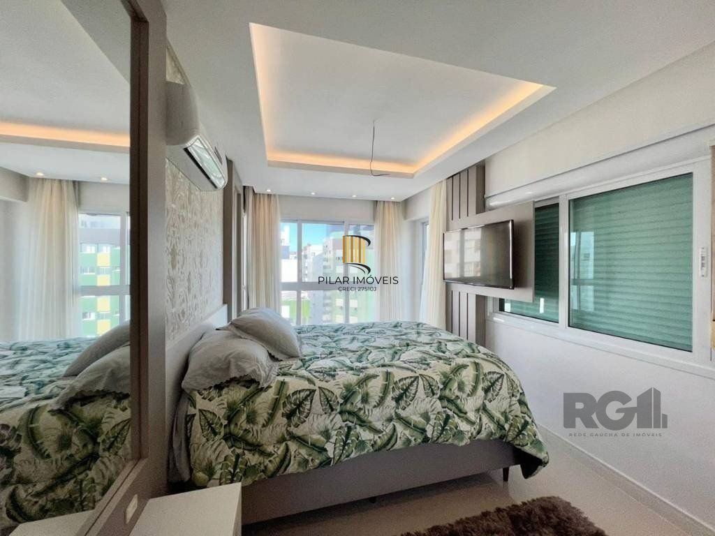 Apartamento 4 dormitórios no bairro Navegantes