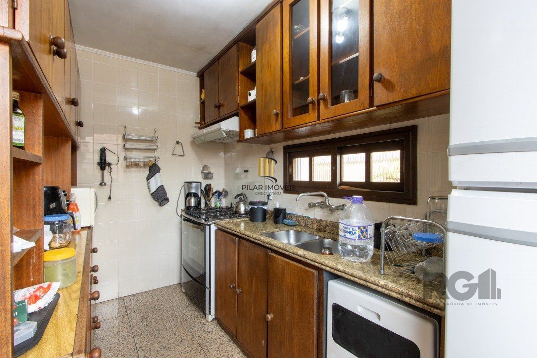 Casa para Venda - 200m², 3 dormitórios, sendo 1 suites, 3 vagas - Jardim Verde