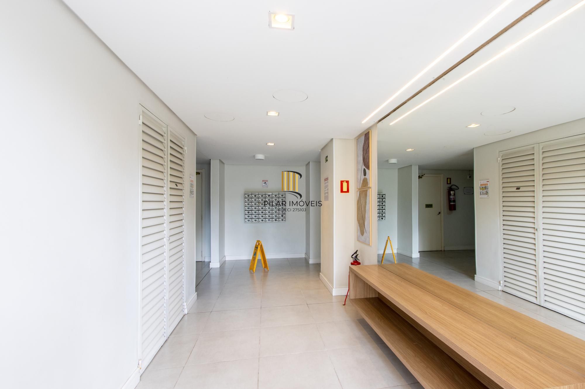 Apartamento 2 dormitórios no bairro Cristal