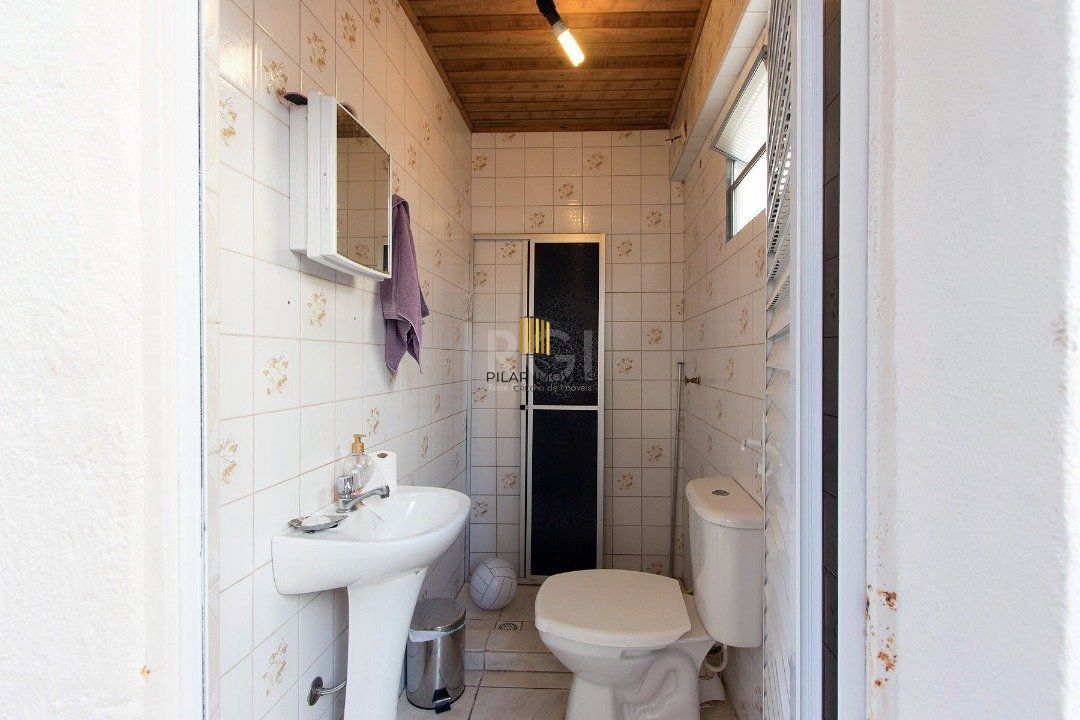 Casa para Venda - 229.18m², 4 dormitórios, sendo 4 suites, 5 vagas - Cavalhada