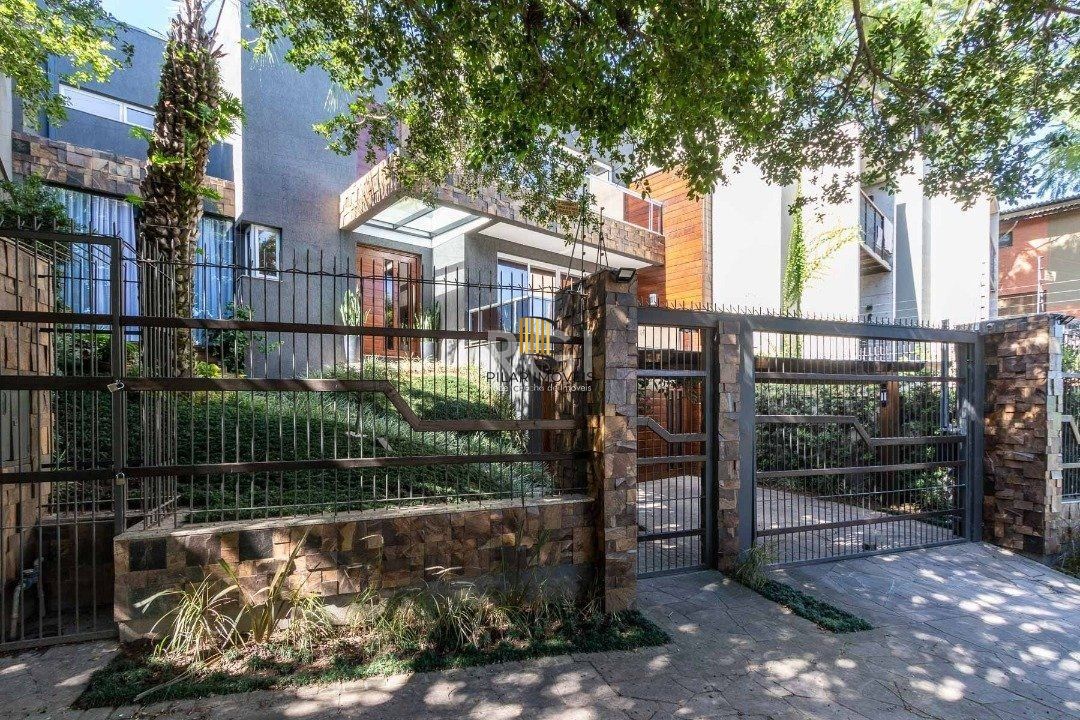 Casa 3 dormitórios no bairro Vila Assunção