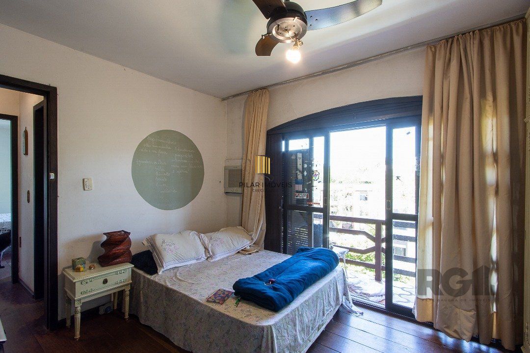 Casa para Venda - 572m², 5 dormitórios, sendo 1 suites, Cavalhada