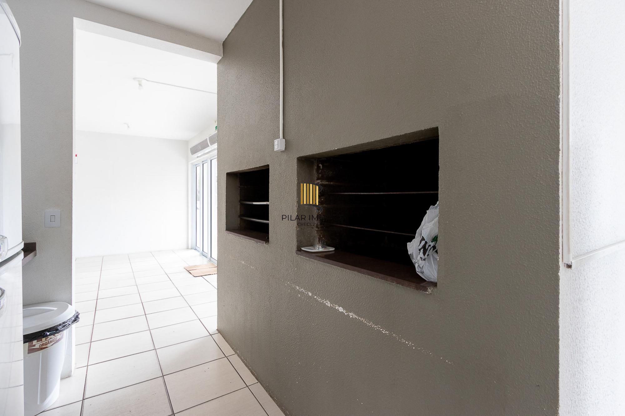 Apartamento de 2 dormitórios térreo