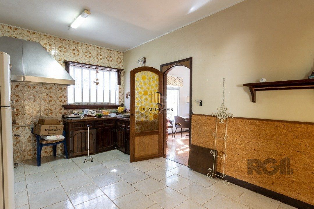 Casa Comercial no bairro Tristeza