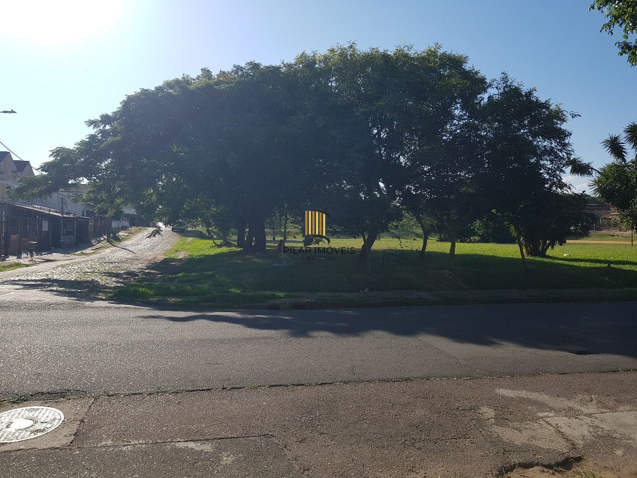 Apartamento 2 dormitórios, 2 vagas, no Bairro Nonoai.