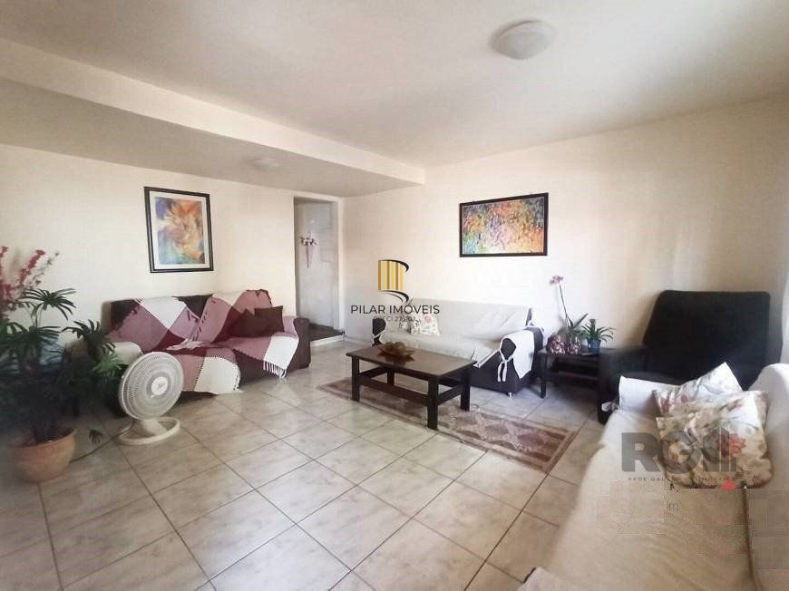 Sobrado 5 dormitórios, 4 suites, pátio, piscina, 1 vaga - Bairro Menino Deus - Pilar Imóveis