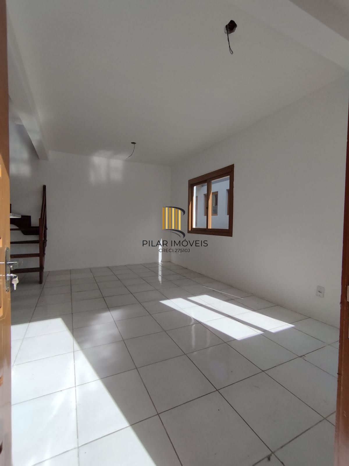 Casa de condomínio, 2 dormitórios, 1 vaga, bairro Ipanema.