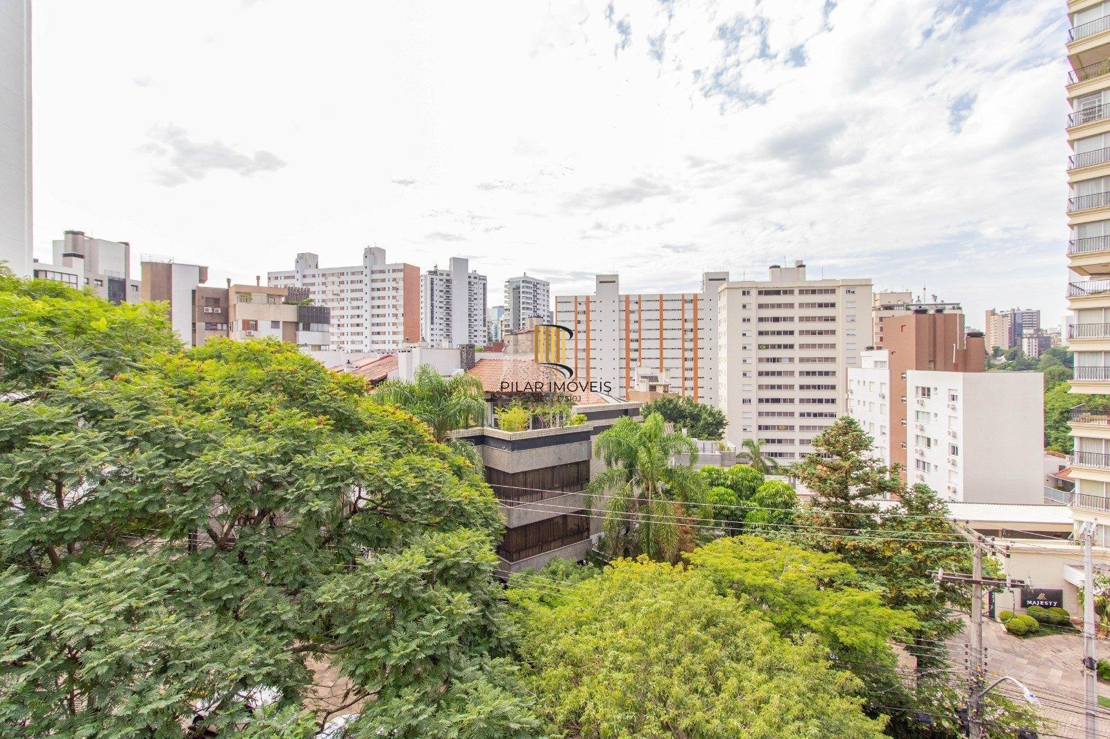 Apartamento Garden com 202m² e 3 dormitórios, 3 suítes, 3 vagas