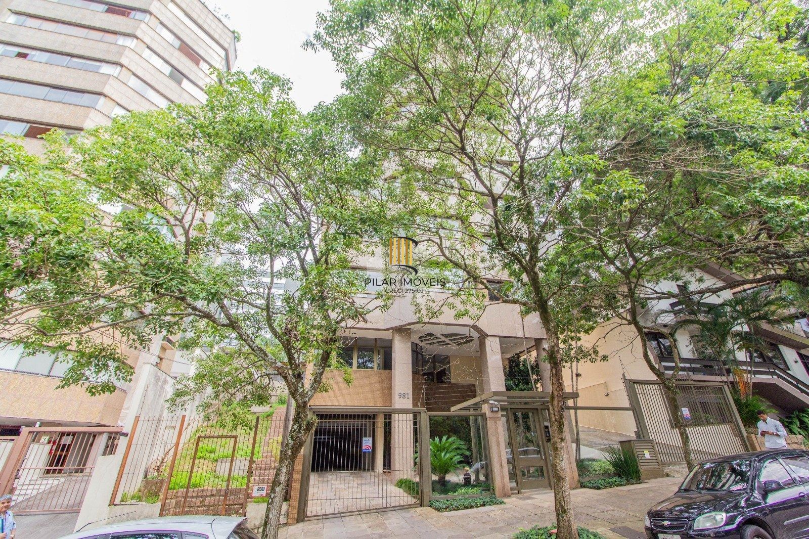 Apartamento Garden com 202m² e 3 dormitórios, 3 suítes, 3 vagas