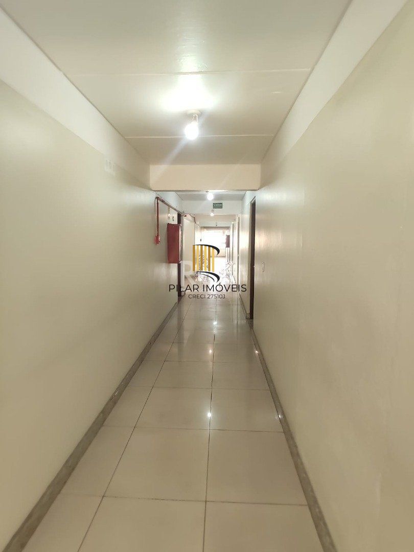 Conjunto/Sala para Venda - 30.35m², 0 dormitórios, Cohab C