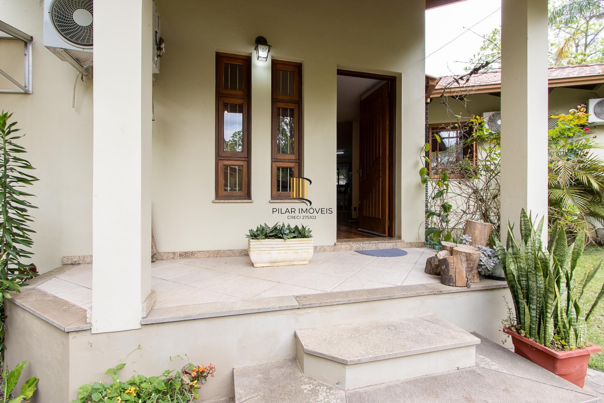 Casa térrea, nova, 3 quartos, 1 suite - Bairro Belém Velho