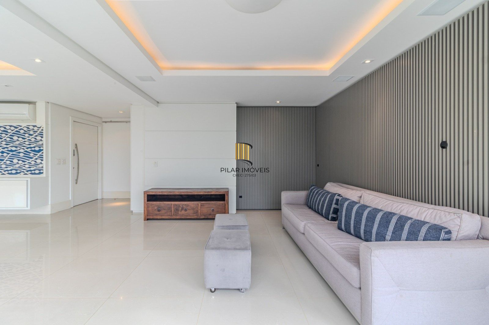 Alto Padrão no TERRAZAS: 4 Suítes, 312m² e Vista Incrível para a Natureza