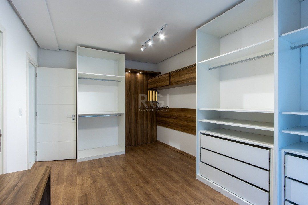 Apartamento 4 Dormitório(s) Bairro Vila Assunção