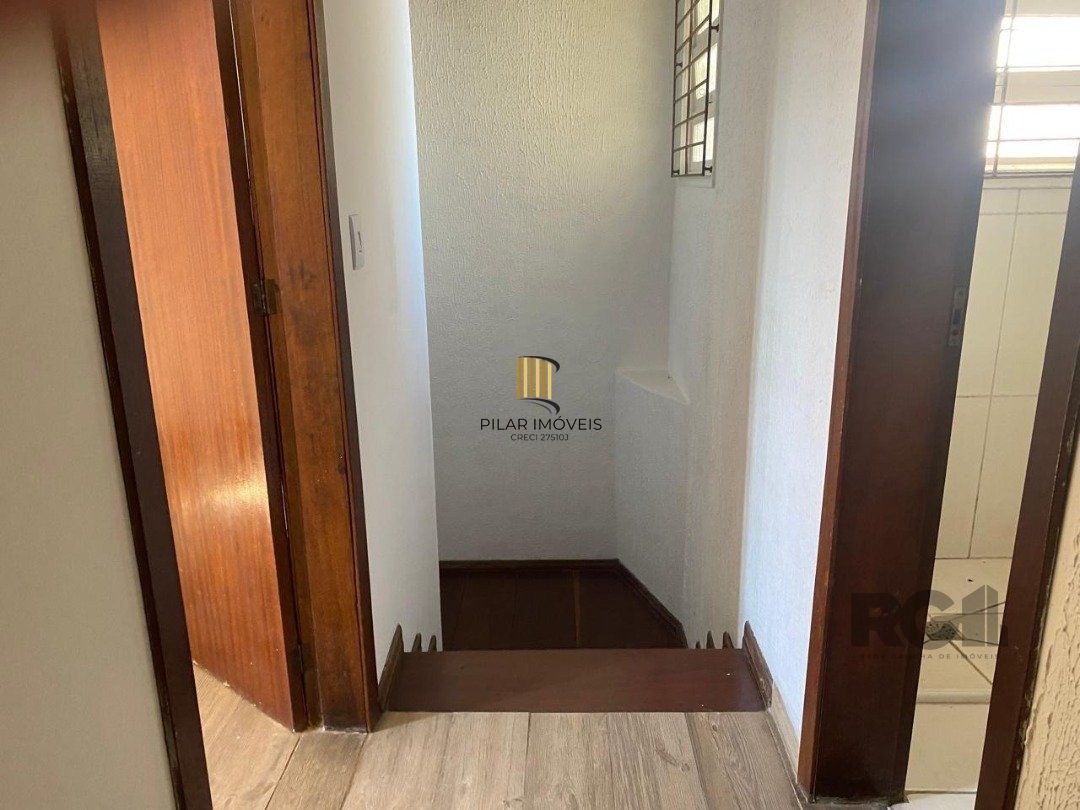 Casa de Condomínio 3 dormitórios no bairro Hípica