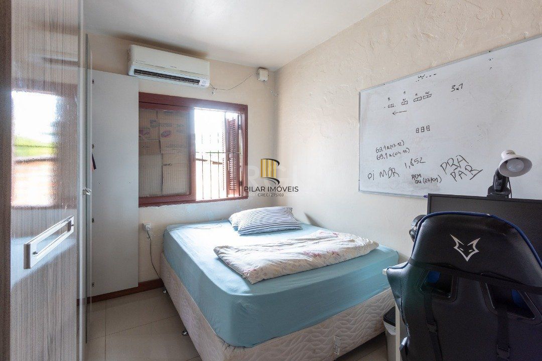 Casa para Venda - 161m², 3 dormitórios, 3 vagas - Nonoai