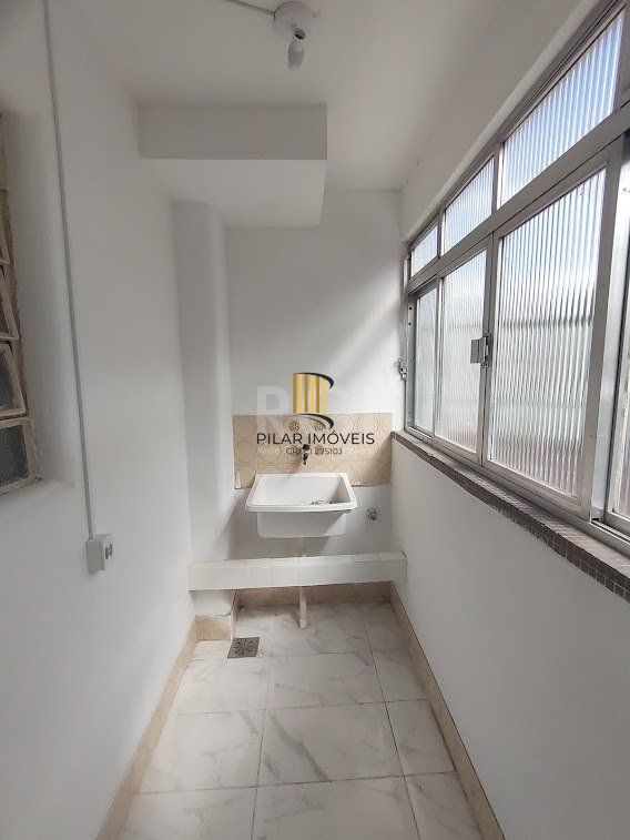 Apartamento para Venda - 54.63m², 2 dormitórios, 1 vaga - Camaquã