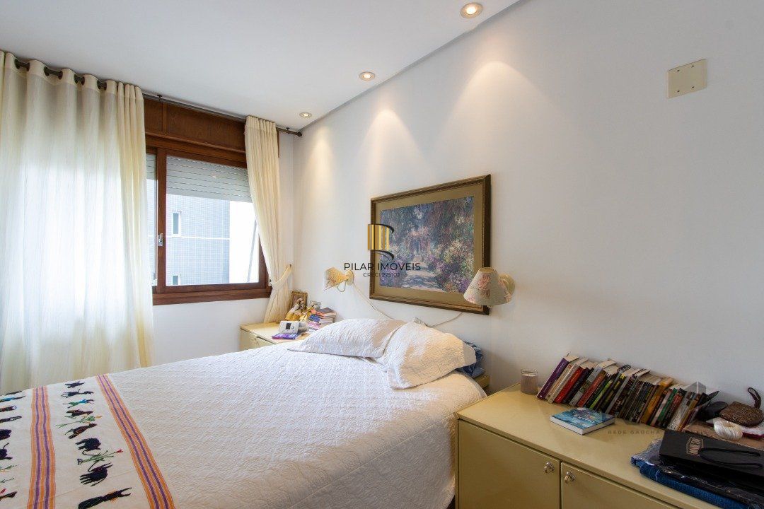 Apartamento 4 dormitórios no bairro Petrópolis