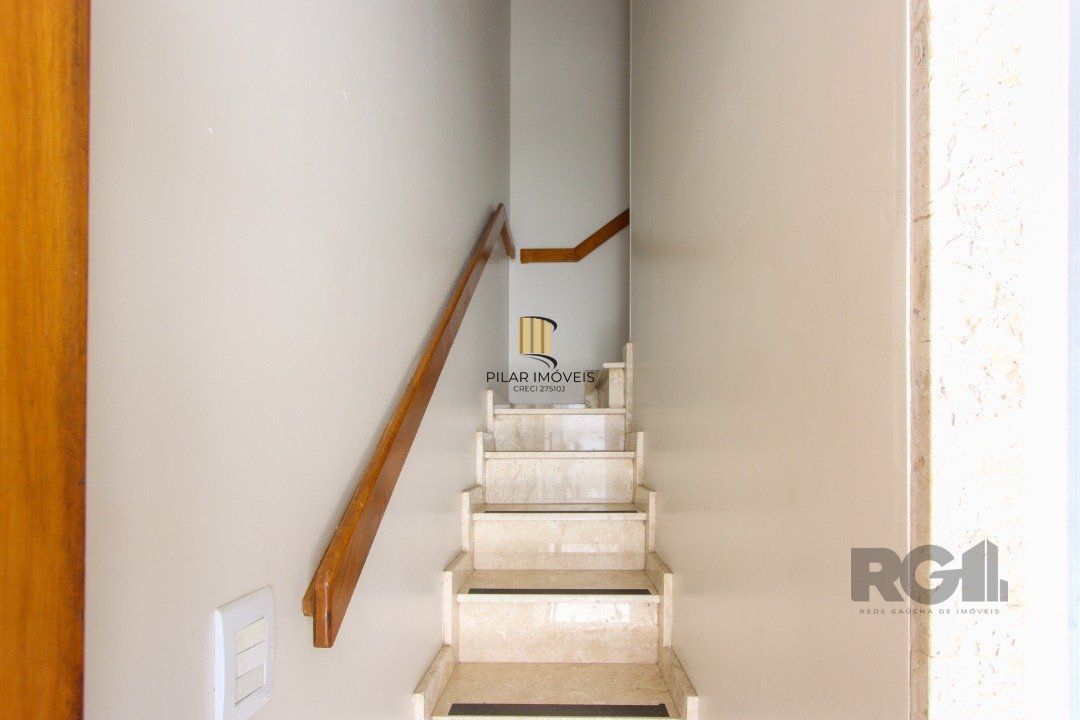 Casa Condominio para Venda - 233m², 3 dormitórios, sendo 1 suites, 2 vagas - Vila Assunção