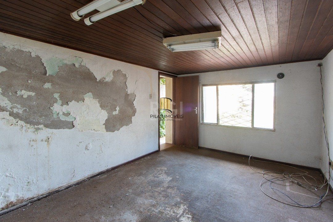 Casa para Venda - 172.54m², 2 dormitórios, sendo 1 suites, 4 vagas - Ipanema