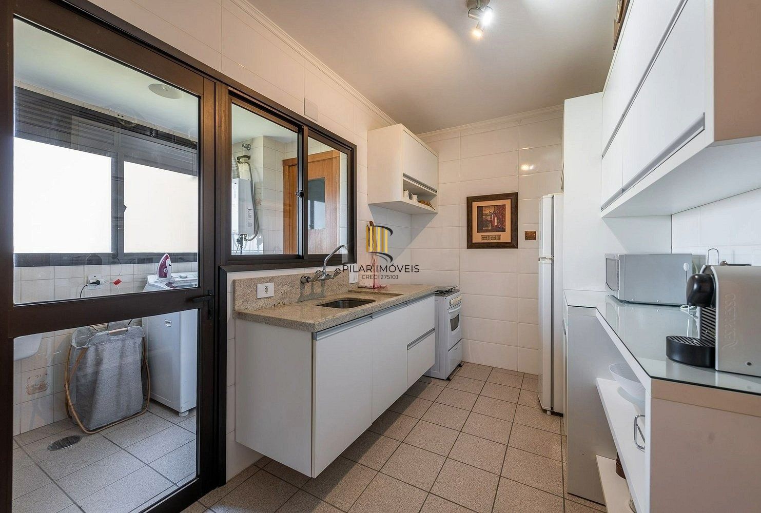 Apartamento de 2 dormitórios sendo 1 suíte e 1 vaga