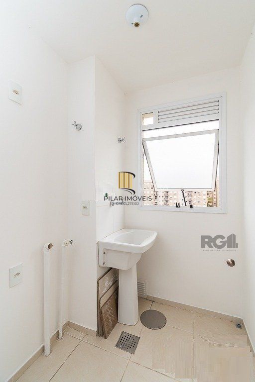 Apartamento 3 dormitórios no bairro Camaquã