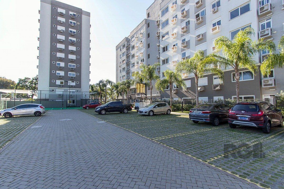 Apartamento 2 dormitórios no bairro Glória