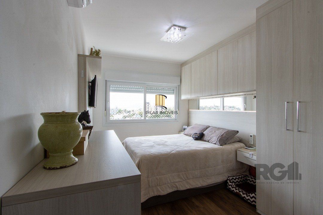 Apartamento 2 dormitórios no bairro Glória
