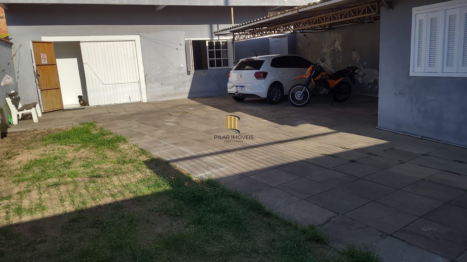 Casa 4 dormitórios no bairro Costa e Silva