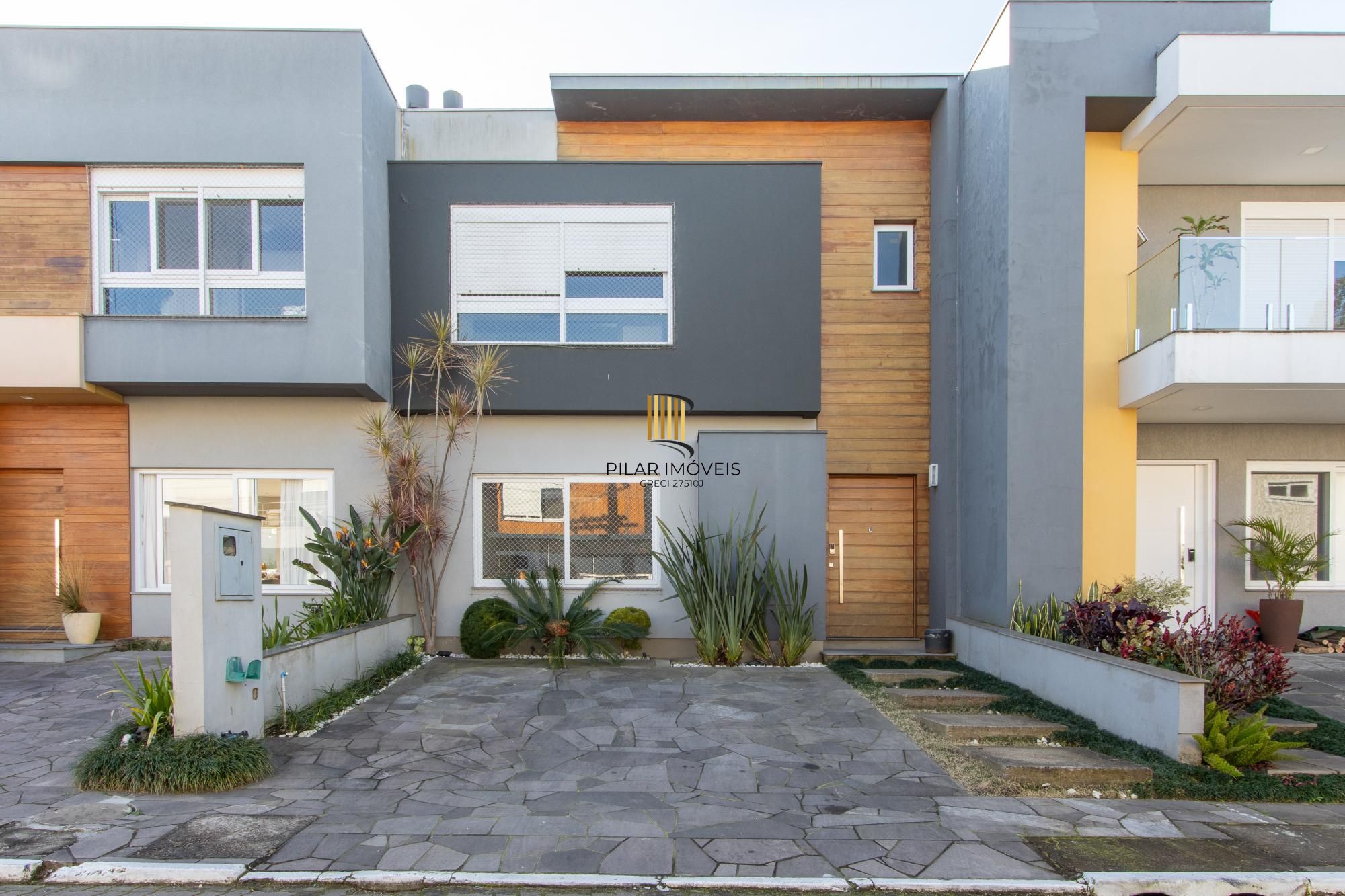 Casa em condomínio - Pilar Imóveis