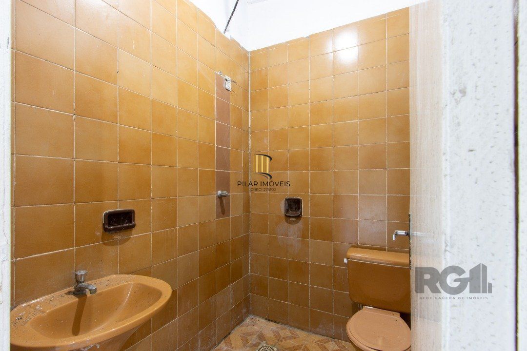 Casa 3 dormitórios no bairro Tristeza