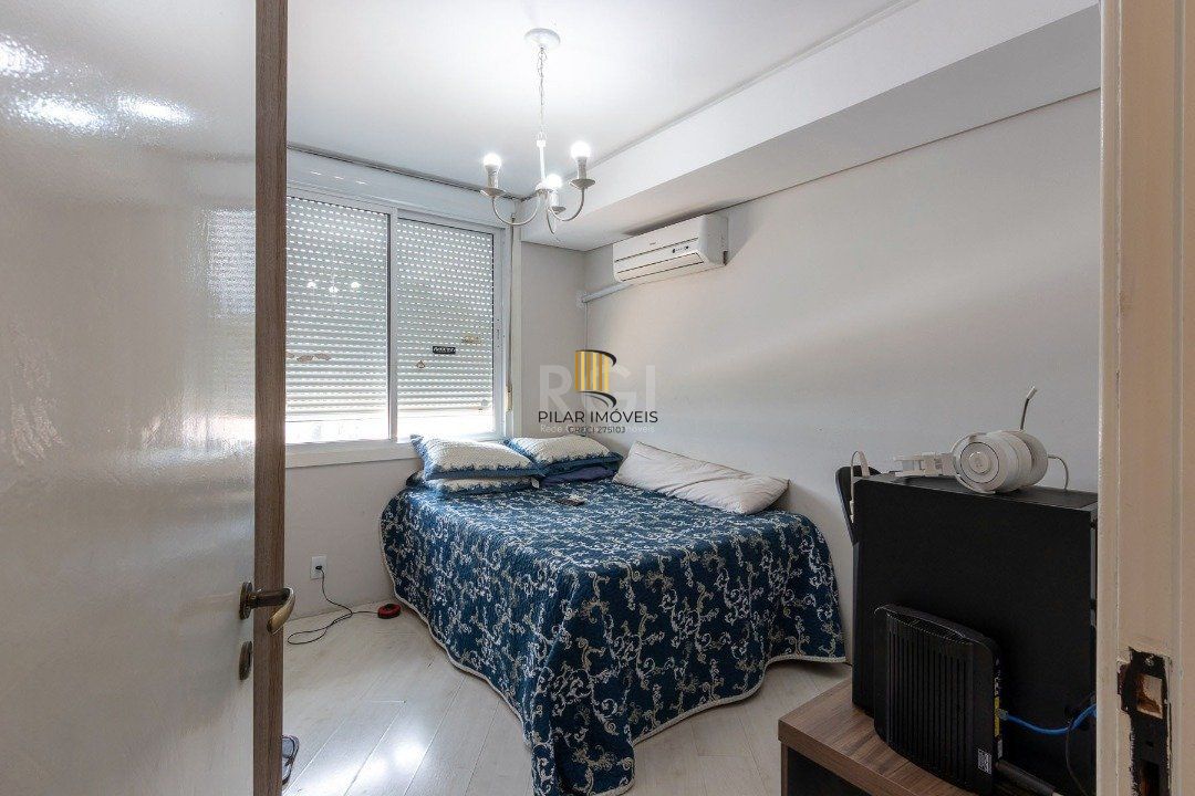 Cobertura para Venda - 255m², 3 dormitórios, sendo 1 suites, 2 vagas - Praia de Belas