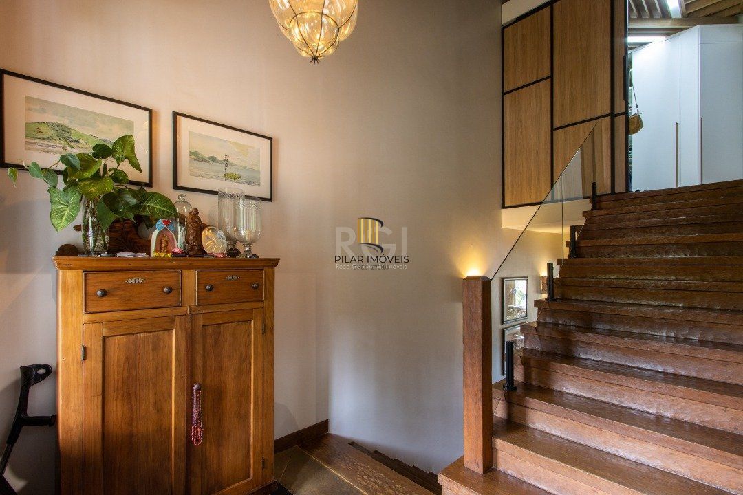 Casa 3 dormitórios no bairro Jardim Isabel