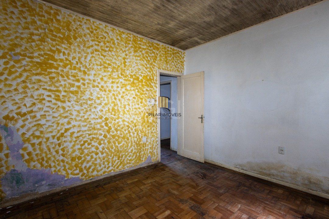 Casa para Venda - 172.54m², 2 dormitórios, sendo 1 suites, 4 vagas - Ipanema